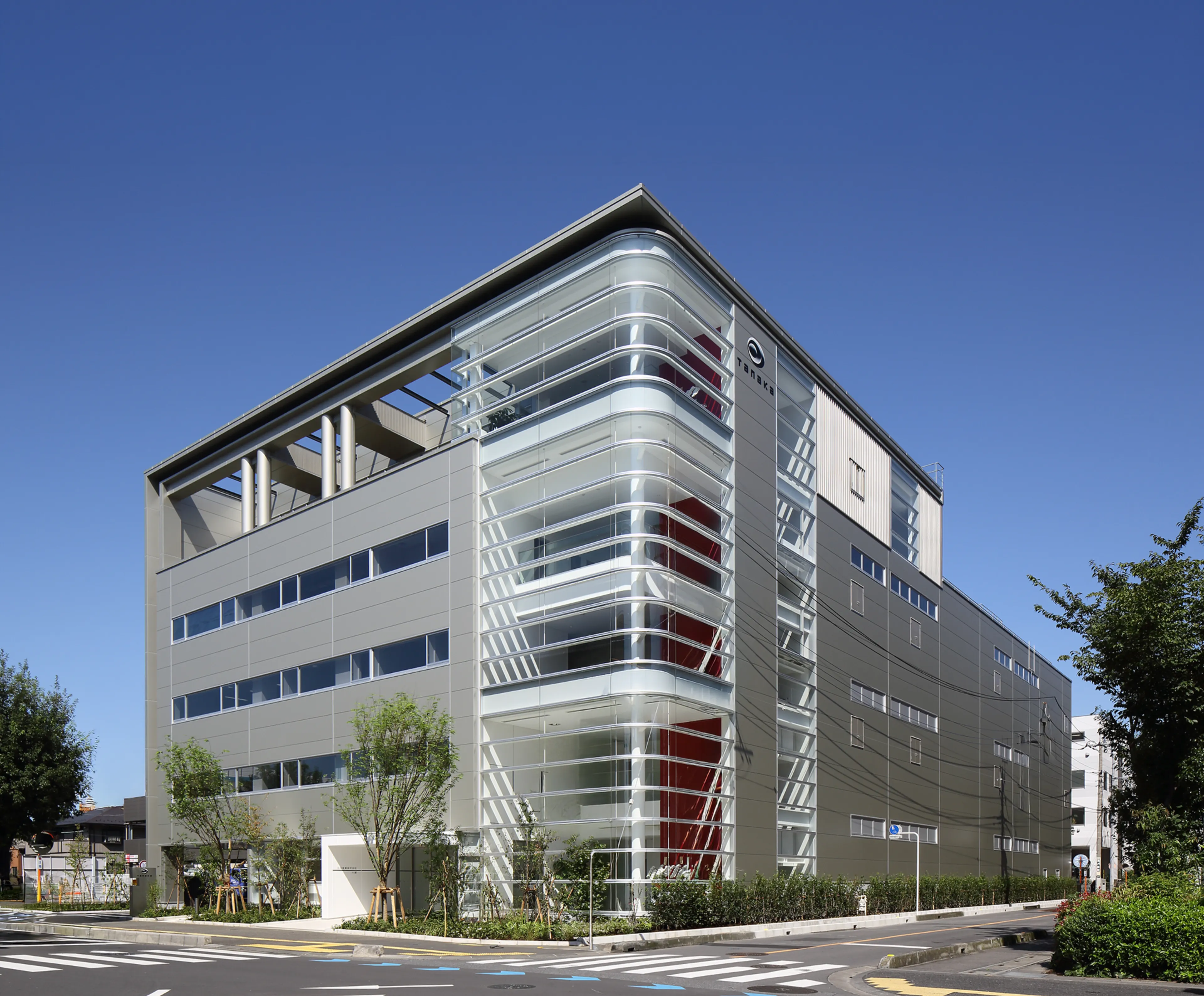 本社工場 K棟の外観